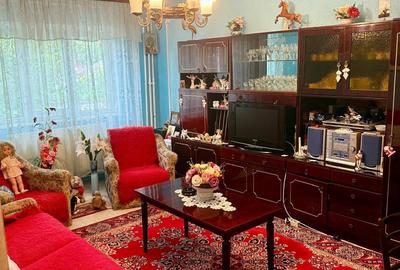 Apartament cu 3 camere decomandat în Dancu