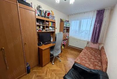 Apartament cu 4 camere semidecomandat în Aurel Vlaicu - 4
