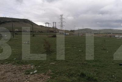 Teren de 7186 mp, în Iris