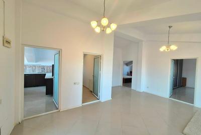 Apartament 3 camere mansarda