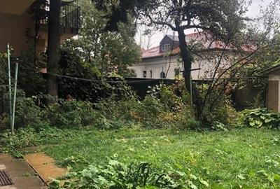 Spațiu comercial, de 20 mp, în Central - 4