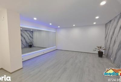 Casă cu 5 camere cu Teren 700 Mp în Piața Centrală - 17