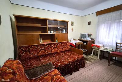 Inel II -Coiciu -scoala generala 39 -casa chirpic 77 mp +teren 236 mp - 12