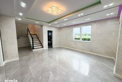 Casă cu 5 camere cu Teren 207 Mp în Central - 3