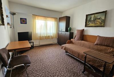Apartament cu 2 camere semidecomandat în Central - 1