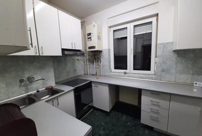 Apartament cu 3 camere decomandat în Bucureștii Noi