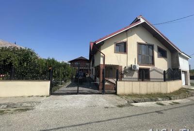 Casă individuală cu 6 camere cu Garaj în Drăguțești - 1