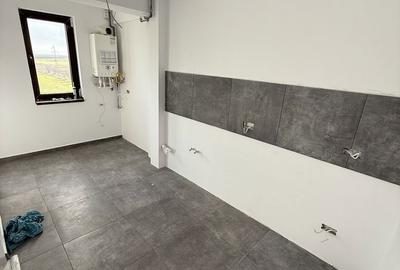 Apartament cu 2 camere în Km 4 - 6