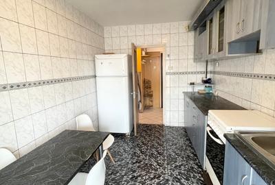 Apartament 3 camere,et 8/10,  70mp , vedere spate, centrala termică - 17