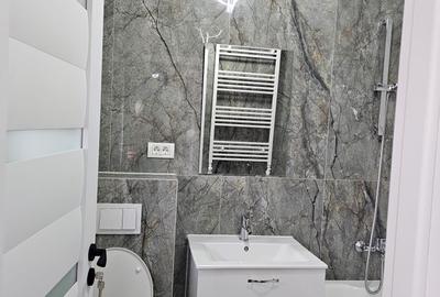 Casă individuală cu 3 camere cu Teren 192 Mp în Km 5 - 11