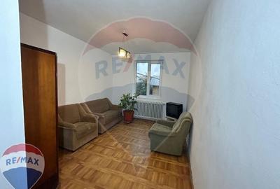 Apartament cu 4 camere de vanzare in zona Progresul - 2
