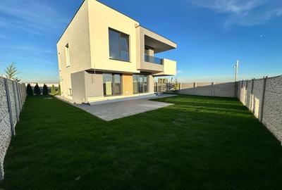 CASE INDIVIDUALE - 6 CAMERE, GARAJ, PANOURI SOLARE, COMISION 0% - 3