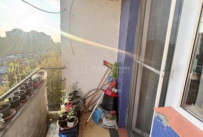 Apartament 4 camere Bulevardul Dacia - suprafata utila 70 mp - etaj 4 - 7