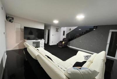 Casă cu 5 camere cu Teren 800 Mp în Central - 2