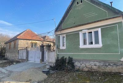 Casă cu Teren 2100 Mp în Hotar - 6