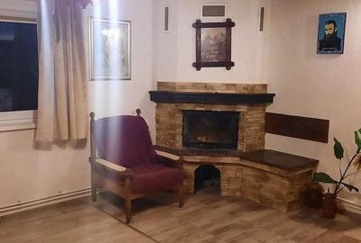 Casă cu Teren 900 Mp în Govăjdia - 4