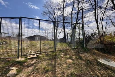 Teren de 1000 mp, în Bârnova - 1