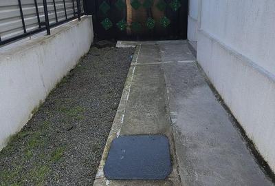 Casă cu 3 camere în Central