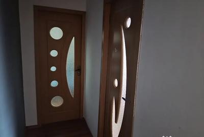 Apartament cu 3 camere decomandat în Ostroveni - 3