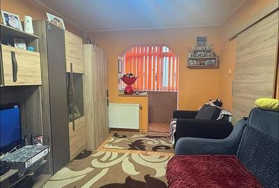 Garsonieră decomandată, mobilată în Vasile Aaron - 4