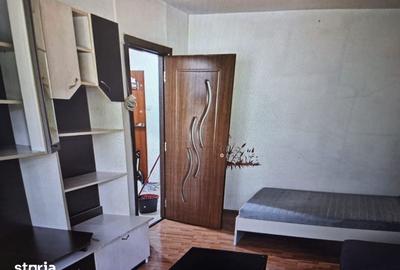 Garsonieră decomandată în Tei - 9