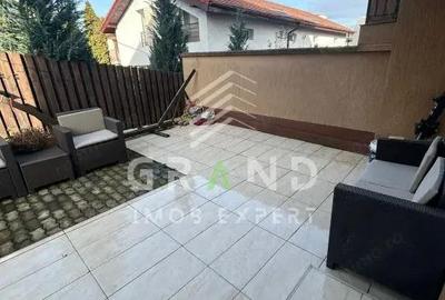 Apartament cu terasaStr. Campului,Mana?tur 4 camere | 77 mp | Parcare - 2