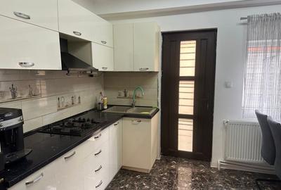 Casa parter+mansarda utilata mobilata Tuzla. Litoral - 4