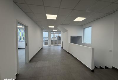 Spațiu comercial, de 95 mp, în Central - 15