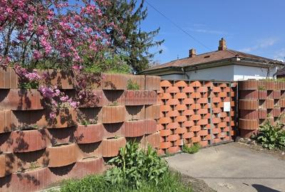 Casă individuală cu 3 camere cu Canalizare în Clinceni