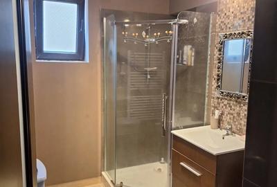 Apartament cu 2 camere decomandat în Faleza Nord