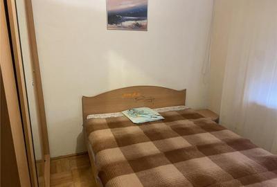 Apartament 3 camere , zona cartier Sud , 52 mp , decomandat - 9