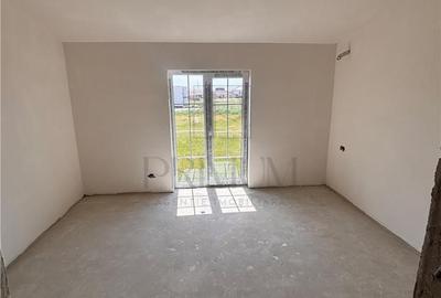 Casă cu 5 camere cu Teren 300 Mp în Central - 4