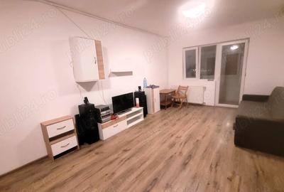 Apartament cu 3 camere semidecomandat în Central - 5