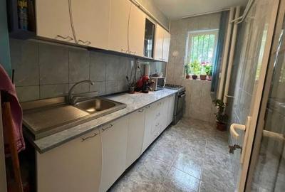 Apartament cu 2 camere semidecomandat în P-ța Muncii - 1