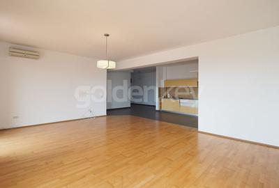 Apartament cu 4 camere decomandat în Herăstrău - 3