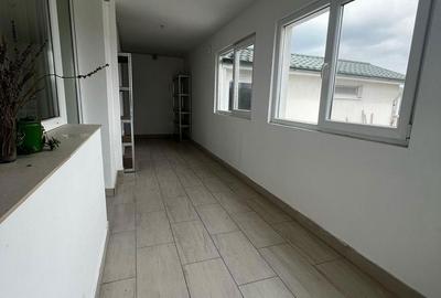 Casă cu 5 camere cu Teren 500 Mp în Săbăreni - 12