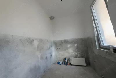 Casa Centru Oradea - singur in curte - 11
