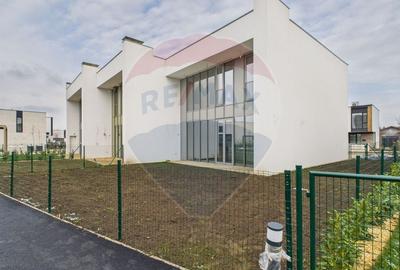 Vila luminoasa, cu finisaje premium, 4 camere in Tunari - Amber Forest - 3