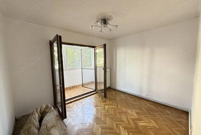 De vanzare Apartament 3 camere, cartier 1 Mai (in spatele spitalului), Craiova - 2