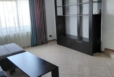 Apartament cu 3 camere decomandat în 1 Decembrie - 1