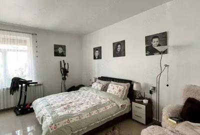 Casă cu Teren 400 Mp în Central - 9