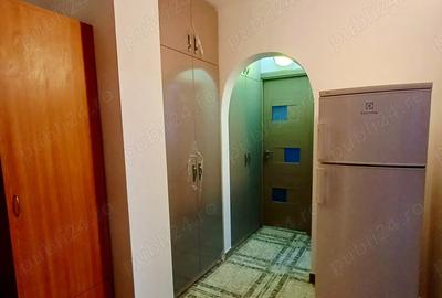Inchiriez apartament cu 2 camere mobilat in micro 17 etajul 1. - 6
