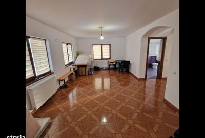 Casă cu 4 camere cu Teren 2676 Mp în Central - 7