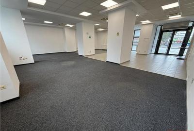 Spațiu comercial, de 150 mp, în Central - 16