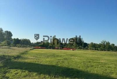 Teren de 5000 mp, în Băneasa