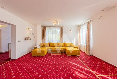 Casă individuală cu 7 camere cu Garaj în Fundata - 3