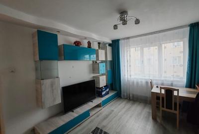 Vând apartament 3 camere semidecomandat 55mp izolat gaze et3 str.Aleea Farului h - 2