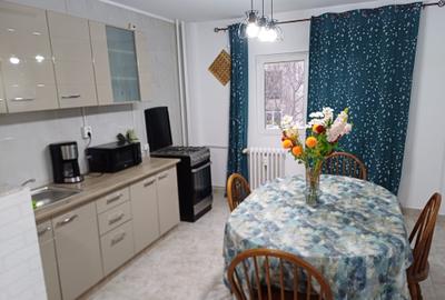 Tineretului -C.R.Motru -2 camere - 1