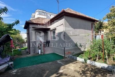 Casa veche cu teren 304 mp Intre Lacuri - 13