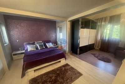 Casă cu 5 camere cu Teren 500 Mp în Șimnicu de Sus - 14